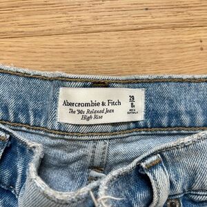 A&F 90’s relax Jean
